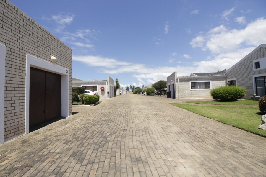 3 Bedroom Property for Sale in Jeffreys Bay Central Eastern Cape